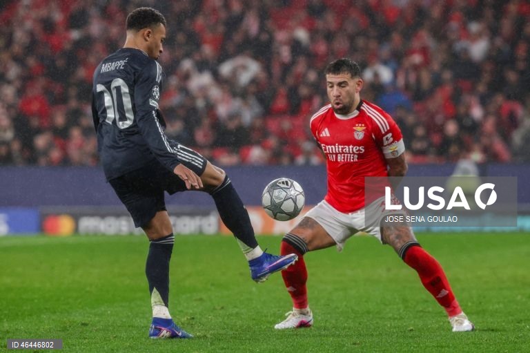 Um golo do guarda-redes Trubin, aos 90+8 minutos, qualificou hoje o Benfica para o play-off de acesso aos oitavos de final da Liga dos Campeões de futebol, garantindo um triunfo por 4-2 sobre o Real Madrid.