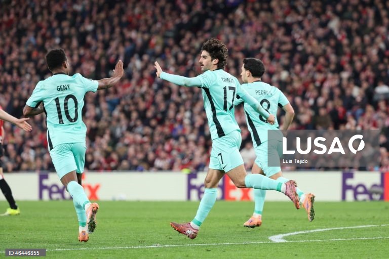 O Sporting apurou-se hoje para os oitavos de final da Liga dos Campeões de futebol, ao vencer o Athletic Bilbau, por 3-2, na última jornada da fase de liga, com um golo de Alisson Santos, aos 90+4 minutos.