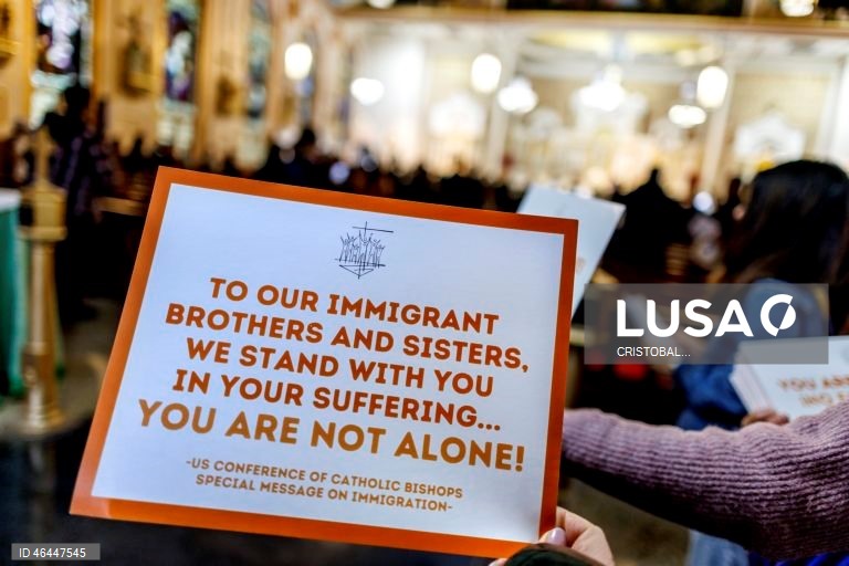 Miami: Missa e procissão em solidariedade aos migrantes junto ao Tribunal de Imigração