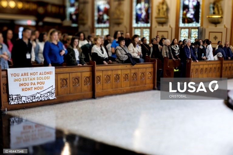 Miami: Missa e procissão em solidariedade aos migrantes junto ao Tribunal de Imigração