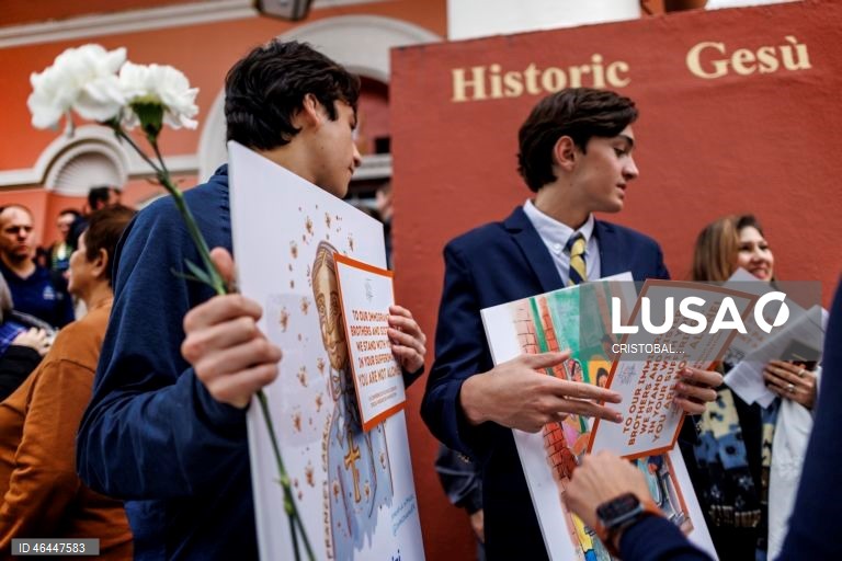 Miami: Missa e procissão em solidariedade aos migrantes junto ao Tribunal de Imigração