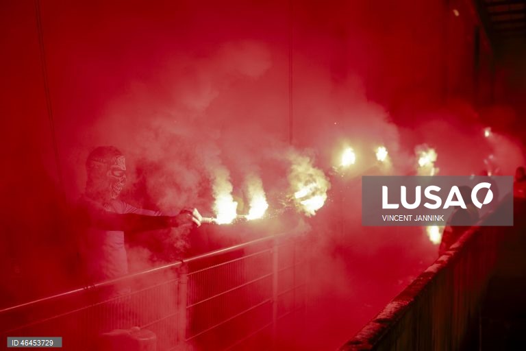 O Sporting de Braga confirmou hoje o apuramento para os oitavos de final da Liga Europa de futebol, ao empatar 0-0 em casa do Go Ahead Eagles, em jogo da oitava e última jornada da fase de liga.