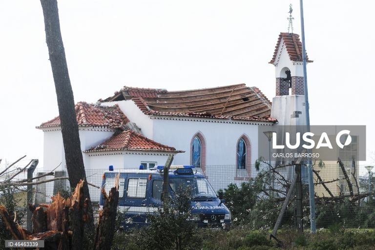Capela da Base Aérea nº 5 (BA5) em Monte Real, depois da passagem da depressão Kristin por Portugal continental, na quarta-feira, deixando um rasto de destruição, causando pelo menos seis mortos, vários feridos e desalojados. Monte Real, 31 de janeiro de 2026. O Governo decretou situação de calamidade entre as 00:00 de quarta-feira até às 23:59 de dia 01 de fevereiro para cerca de 60 municípios, número que pode aumentar. CARLOS BARROSO/ LUSA