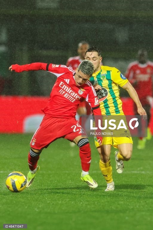 O Benfica, ainda invicto, cedeu hoje o sétimo empate na edição 2025/26 da I Liga portuguesa de futebol, ao ficar-se por um ‘nulo’ em Tondela, em encontro da 20.ª jornada da prova.