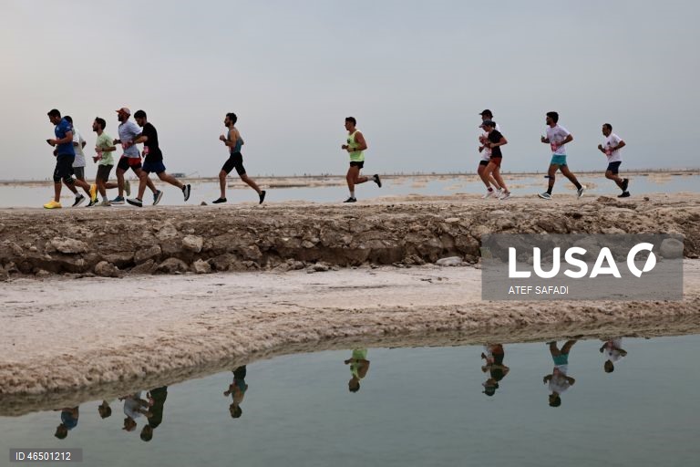 Maratona no Mar Morto