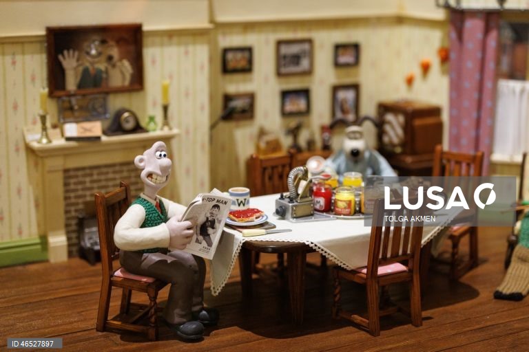Inglaterra: pré-estreia de Wallace e Gromit e Amigos "Por dentro da Aardman" no Young V&A, em Londres