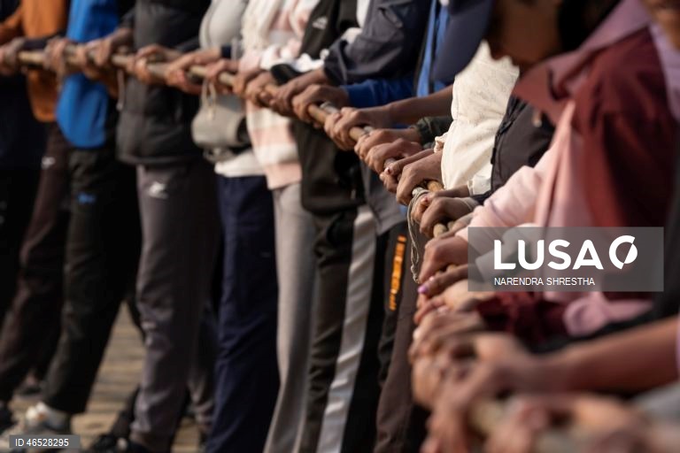 Nepal: 150 000 civis treinam antes das eleições parlamentares para apoiar na segurança 