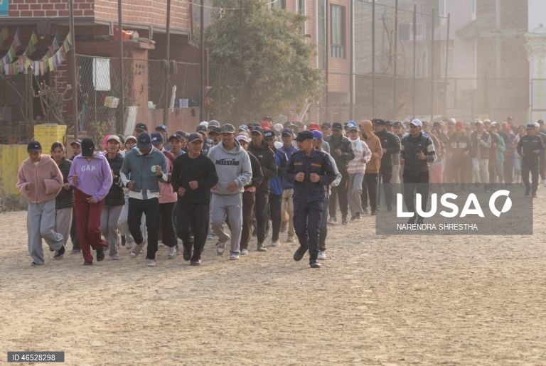 Nepal: 150 000 civis treinam antes das eleições parlamentares para apoiar na segurança 