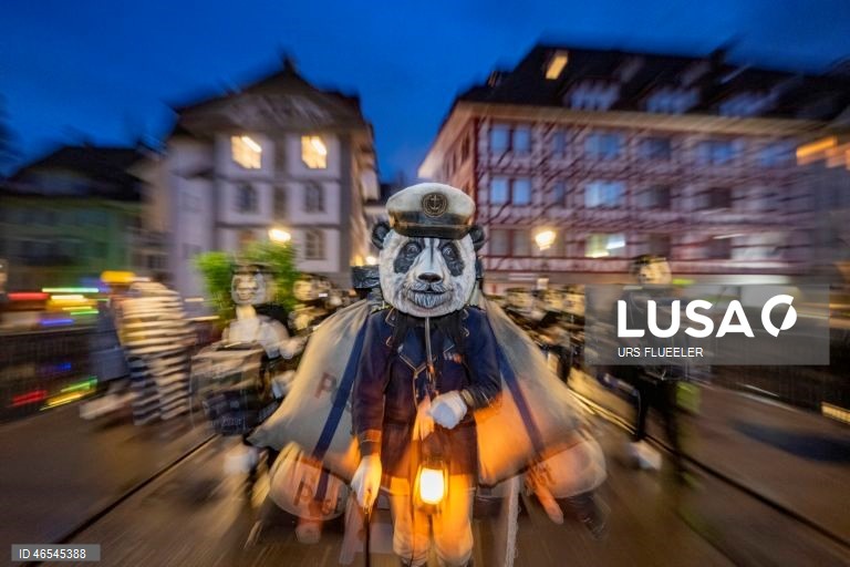 Suíça: Início do Carnaval de Lucerna