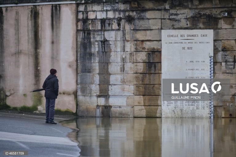 França: Cheias no sudoeste do país