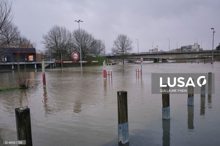 França: Cheias no sudoeste do país
