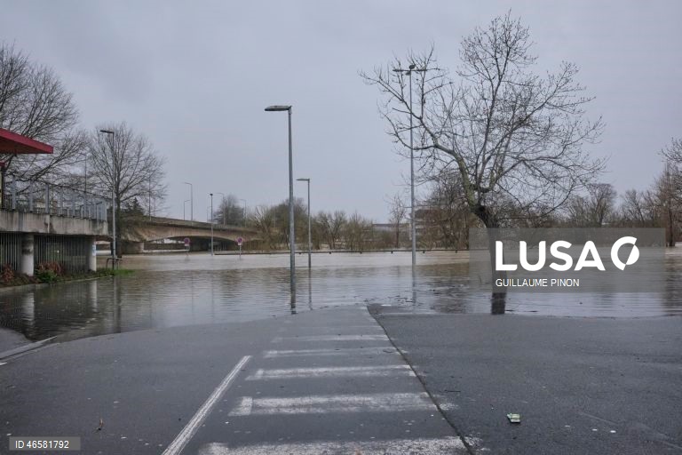 França: Cheias no sudoeste do país