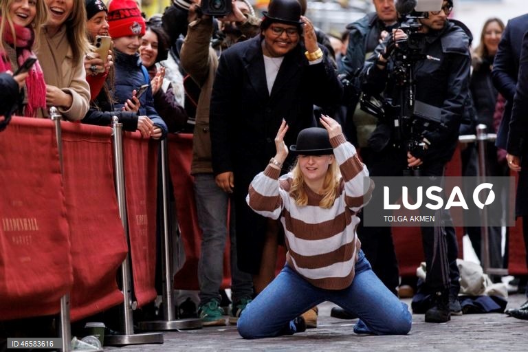 Reino Unido: Tradicional corrida do Dia da Panqueca em Londres