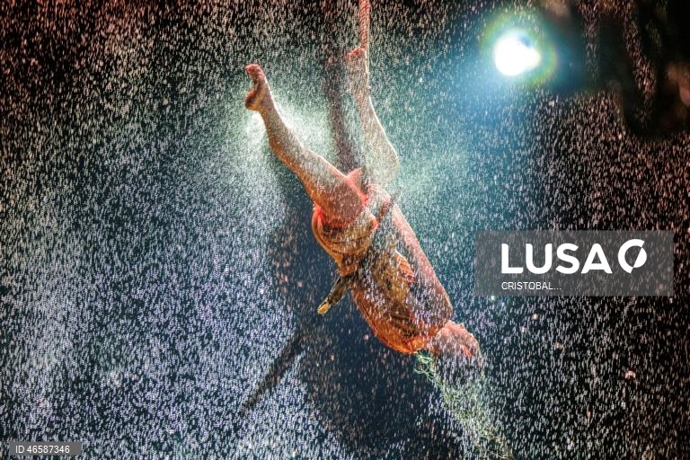 EUA: Ensaios do espetáculo LUZIA do Cirque du Soleil em Miami