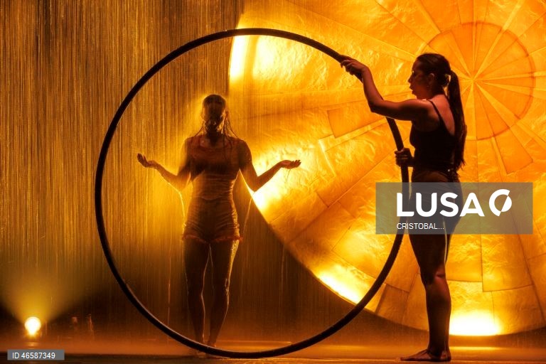 EUA: Ensaios do espetáculo LUZIA do Cirque du Soleil em Miami