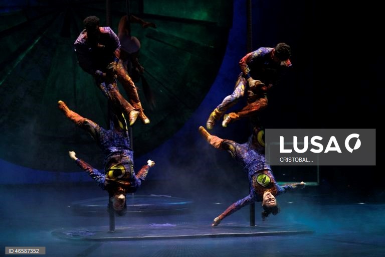 EUA: Ensaios do espetáculo LUZIA do Cirque du Soleil em Miami
