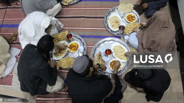Afeganistão: Celebração do primeiro dia do Ramadão