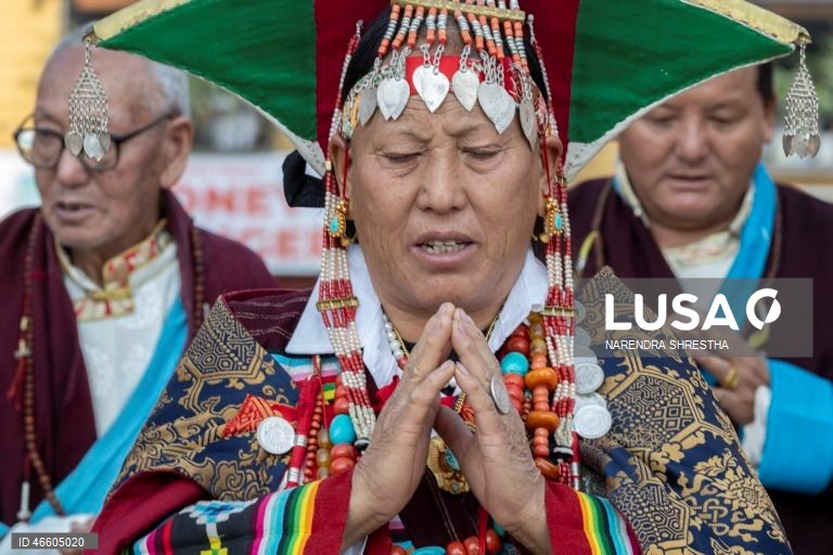 Neapal: Budistas do distrito de Humla celebram o ano novo em Katmandu