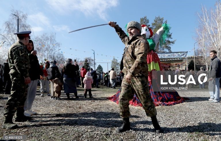 Festival Maslenitsa no Quirguistão