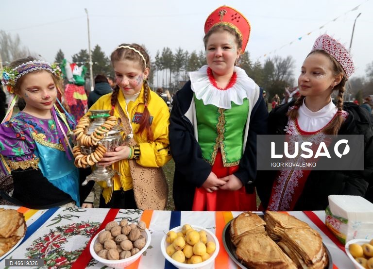 Festival Maslenitsa no Quirguistão