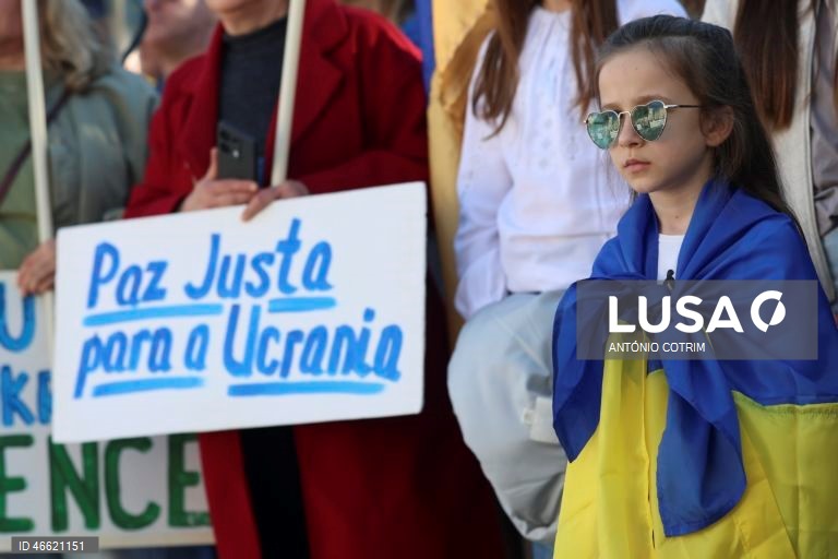 Lisboa: Marcha pela proteção das crianças ucranianas.