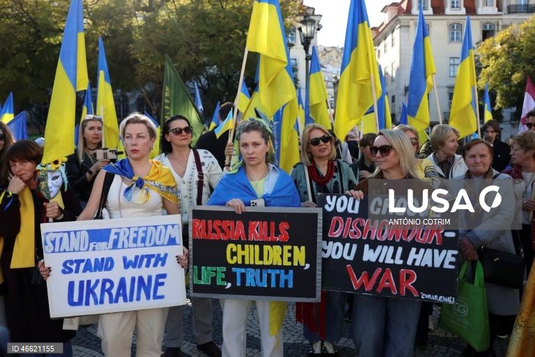 Lisboa: Marcha pela proteção das crianças ucranianas.