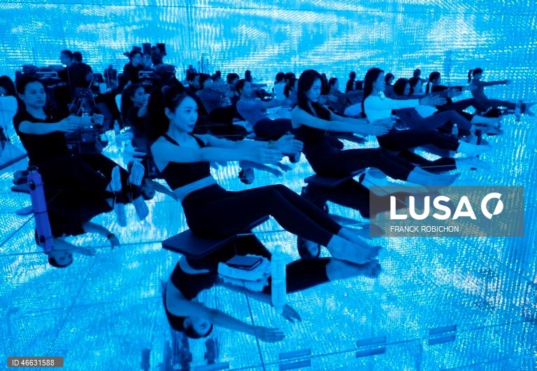 Japão: Evento de ioga em Tóquio