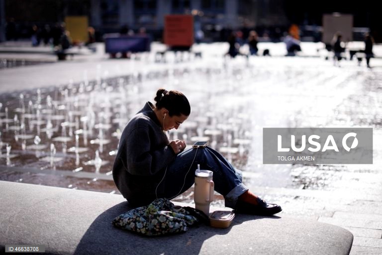 Reino Unido: Tempo primaveril em Londres