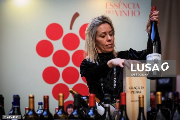 A wine producer displays his products during the opening day of the ‘Essencia do Vinho-Porto 2026’ at Bolsa Palace in Porto, Portugal, 26 February 2026. ‘Essencia do Vinho-Porto 2012’ runs from 26 February until 3rd March. JOSÉ COELHO/LUSA 