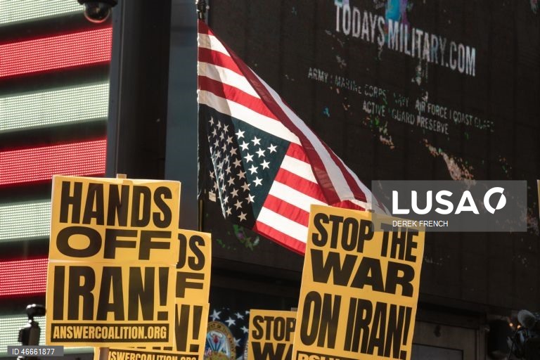 EUA: Manifestação em Nova Iorque contra a intervenção americana no Irão