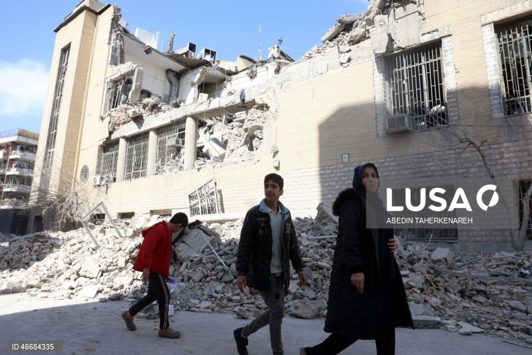 Irão: Ataques dos EUA e Israel continuam