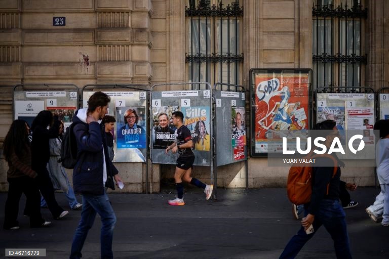 França: Cartazes de campanha para as eleições autárquicas