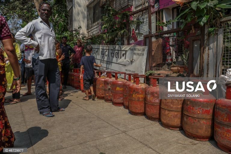 Índia: escassez de gás GPL atinge Mumbai durante o conflito no Médio Oriente