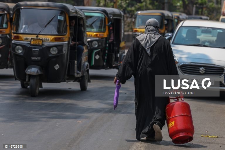 Índia: escassez de gás GPL atinge Mumbai durante o conflito no Médio Oriente