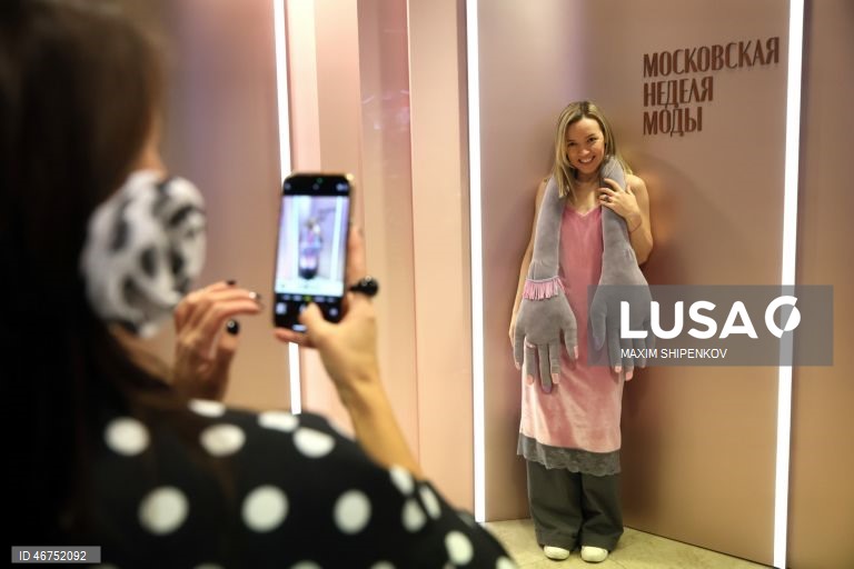 Rússia: Semana da Moda de Moscovo