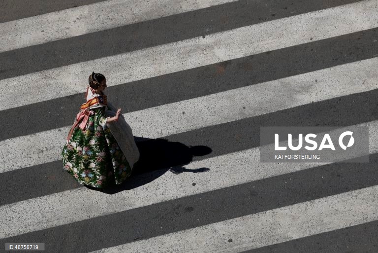 Valência: tradicional festa das Fallas 