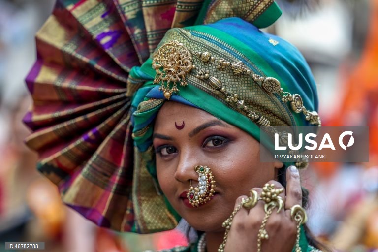 Índia: Procissão de Gudi Padwa que marca o Ano Novo de Maharashtra