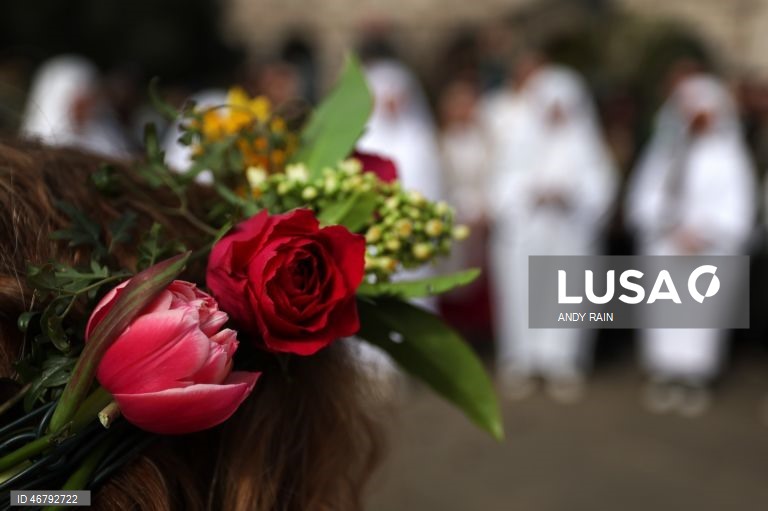 Reino Unido: Druidas celebram o equinócio da Primavera