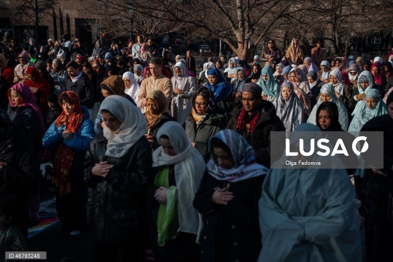 EUA: Muçulmanos celebram o fim do ramadão em Nova Iorque