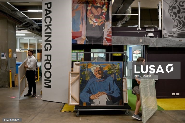 Sydney: Artistas apresentam obras para os principais prémios anuais de arte da Austrália.