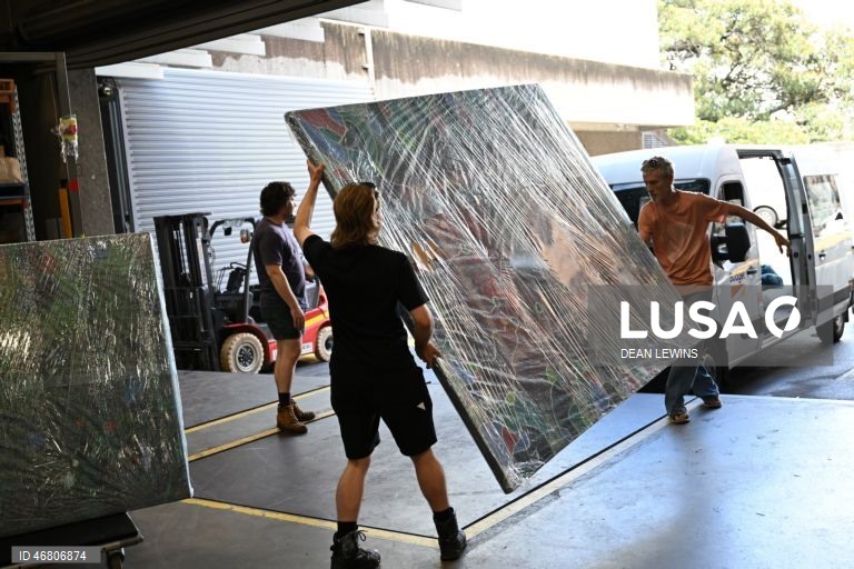 Sydney: Artistas apresentam obras para os principais prémios anuais de arte da Austrália.