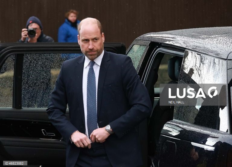 Reino Unido: Sarah Mullally  é a primeira mulher a assumir o cargo de arcebispo de Caterbury