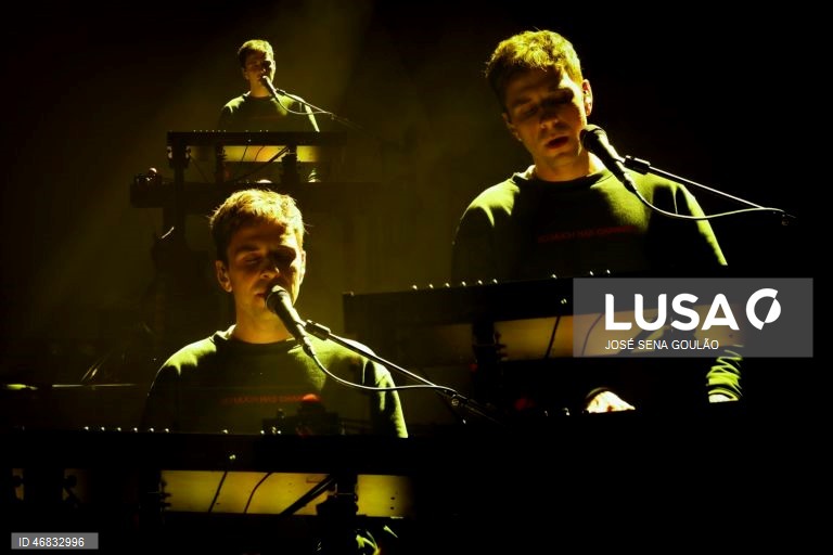 A cantora portuguesa Maro atua durante um concerto no âmbito da sua digressão mundial «So much has changed», no Coliseu dos Recreios, em Lisboa. JOSE SENA GOULAO/LUSA