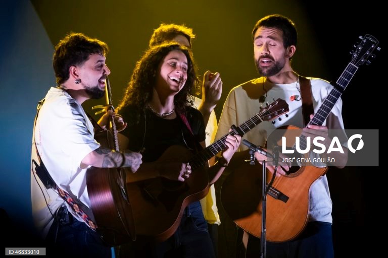 A cantora portuguesa Maro atua durante um concerto no âmbito da sua digressão mundial «So much has changed», no Coliseu dos Recreios, em Lisboa. JOSE SENA GOULAO/LUSA
