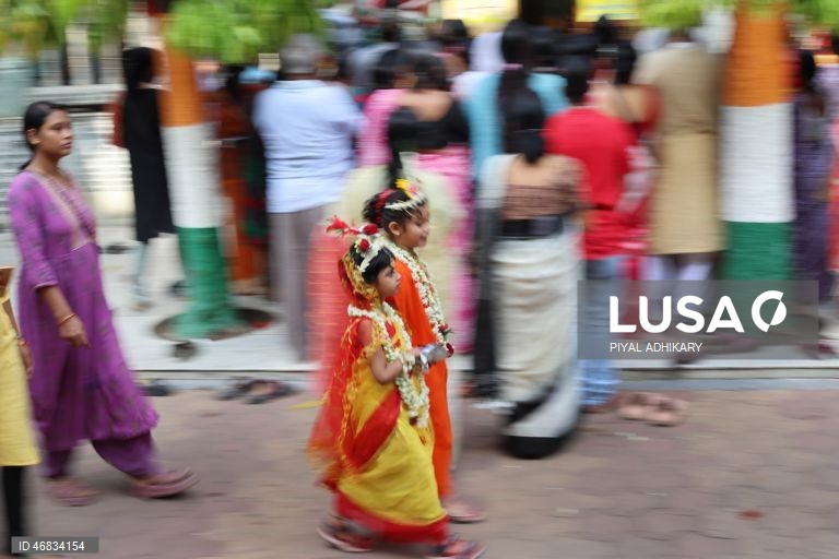 Índia: Festival Hindu Kumari Puja em Calcutá