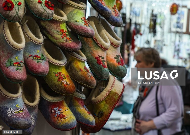 Rússia: Feira de artesanato em Moscovo