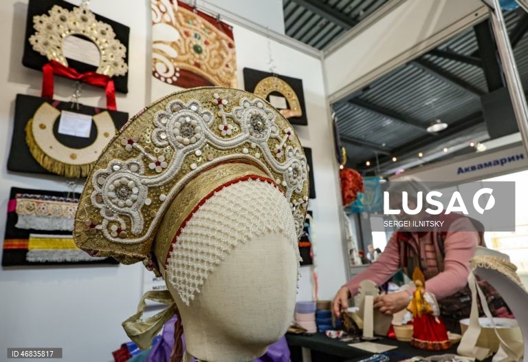 Rússia: Feira de artesanato em Moscovo