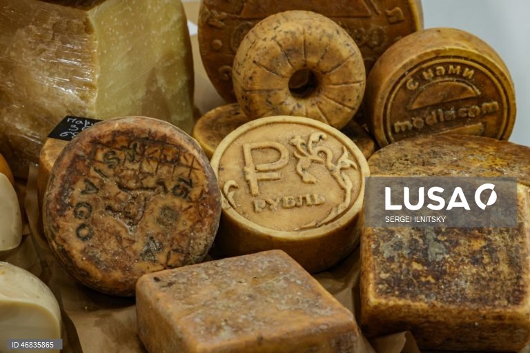 Rússia: Feira de artesanato em Moscovo