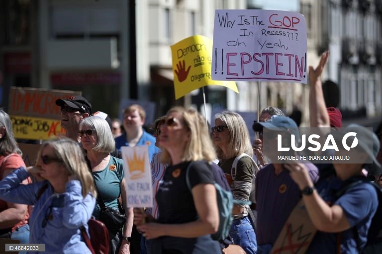 Manifestação “Sem Tiranos/ No Kings” no Porto