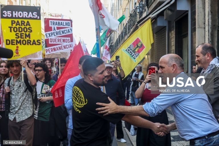 Sindicatos: Manifestação nacional de jovens trabalhadores convocada pela Interjovem